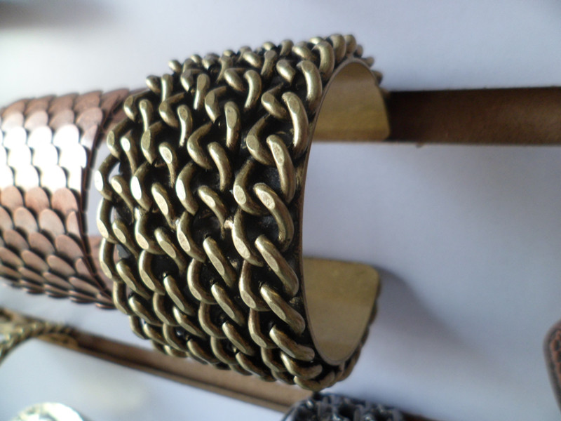 Fashion bracelet